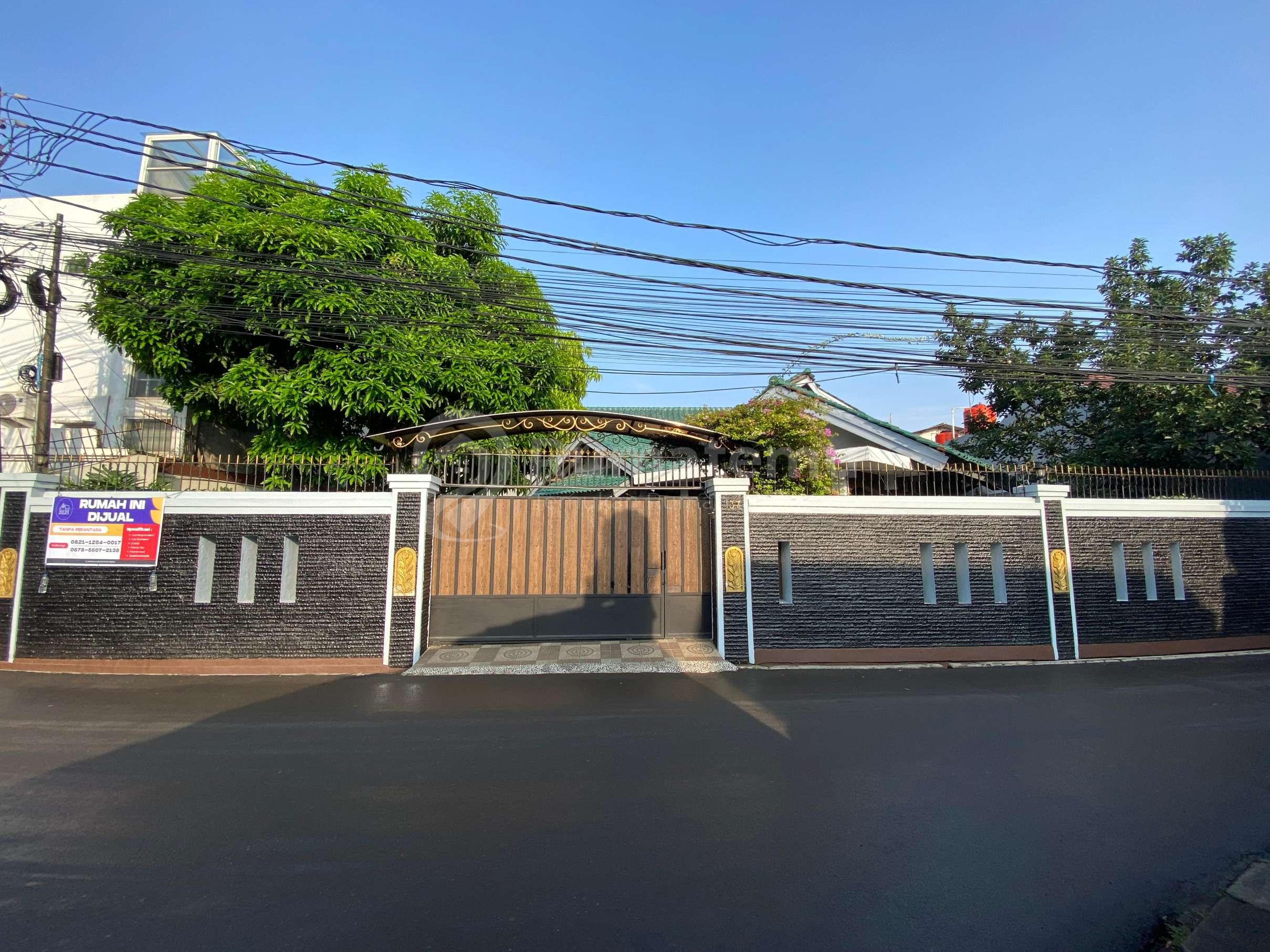 DIJUAL RUMAH MEWAH SIAP HUNI