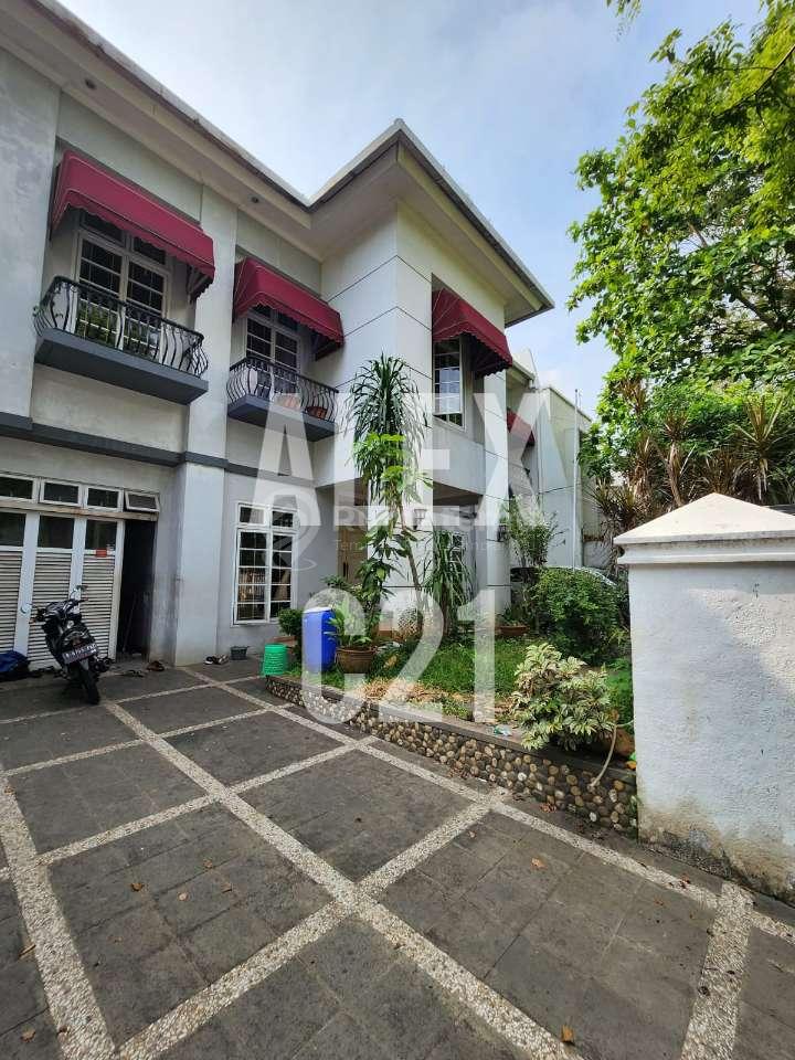 Dijual Rumah 2 lantai + swimming pool dekat SCBD dan Senopati dikebayoran baru Area senopati, Kebayoran Baru