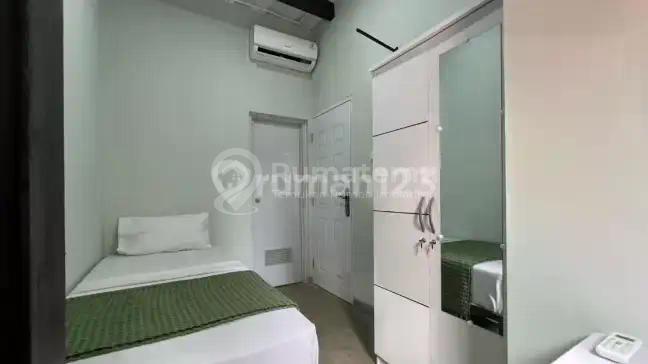 Kost Baru 30 Kamar Managed By Rukita di Pasar Baru