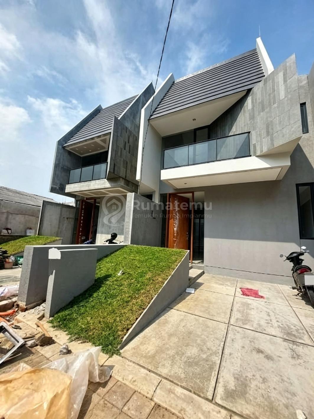 Dijual rumah Brand New di jagakarsa, Moh Kahfi 1 Jakarta Selatan include biaya AJB