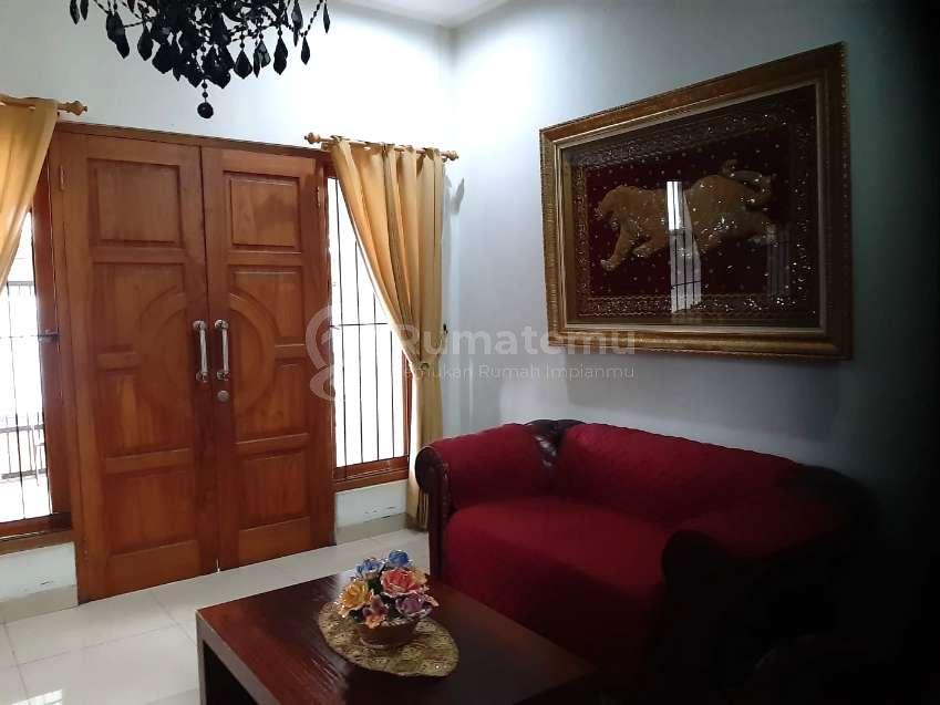 Rumah Melati Mas. 2 Lantai. 10X20. Jalan 2 Mobil. Siap Huni