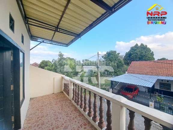 Dijual Rumah Hook Murah 2 Lantai di Kebalenan Banyuwangi Kota