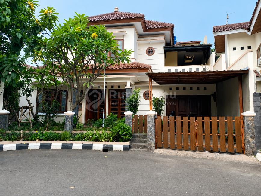     Rumah Mewah Cluster Elite Sek 7 Bintaro | Private Pool | LT 373 m²