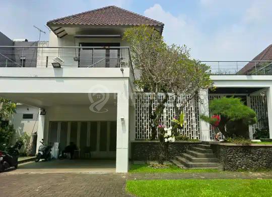 DiJual Rumah Mewah Cluster Heliconia De Park BSD