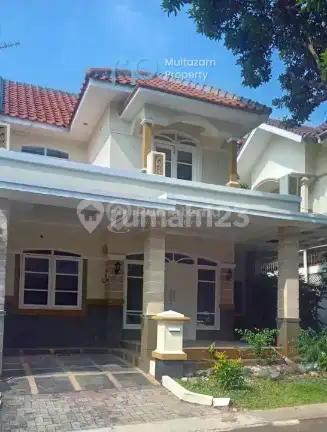 Dijual Rumah Renovasi Siap Huni Dalam Cluster Kota Wisata Cibubur