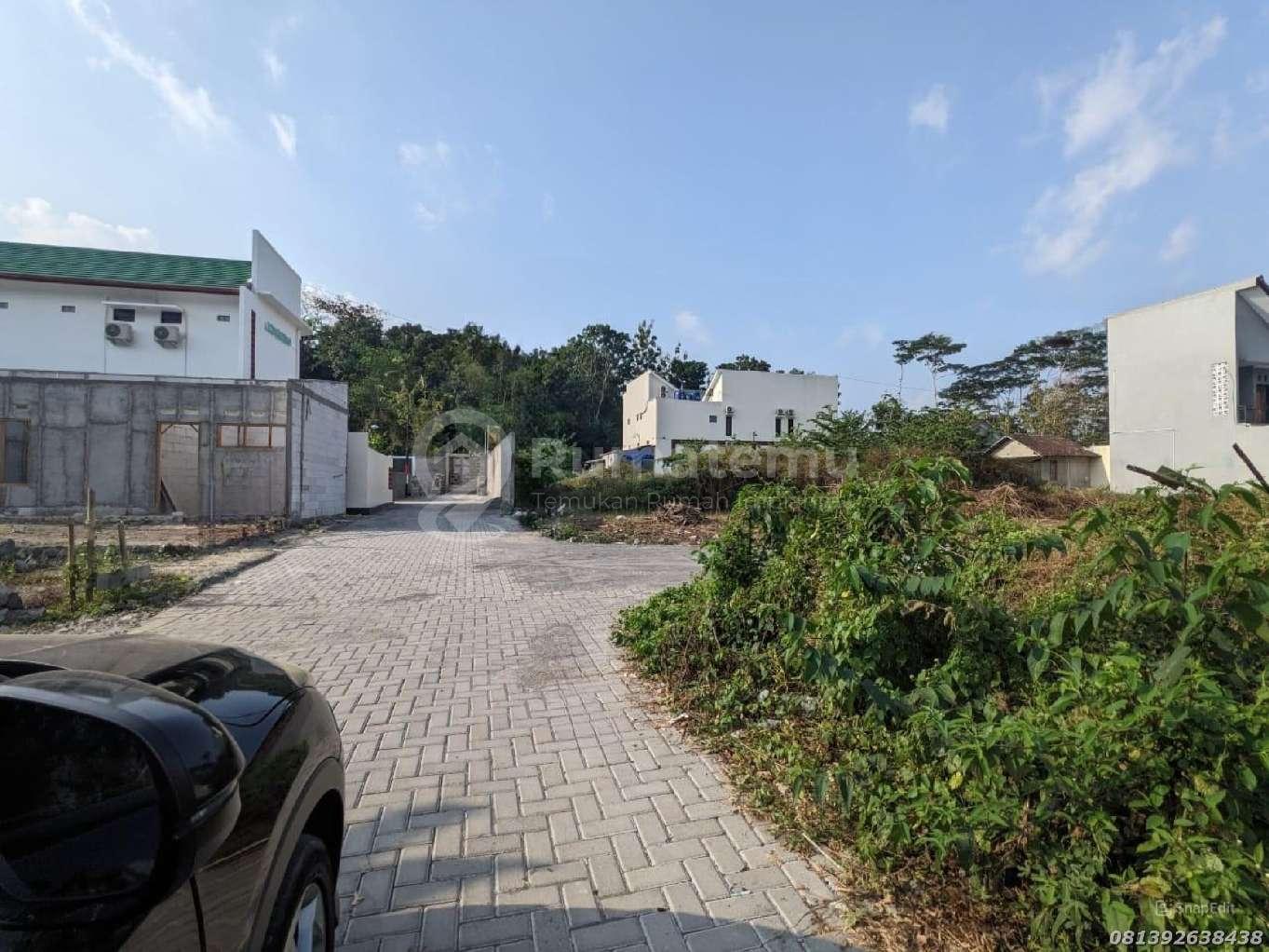 Dijual Tanah Jogja 700 m UII SHM Akses Jalan 6 Meter Cocok Kost Eksklusif