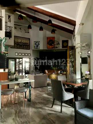 Dijual Rumah di Jagakarsa Jakarta Selatan SHM Semi Furnished