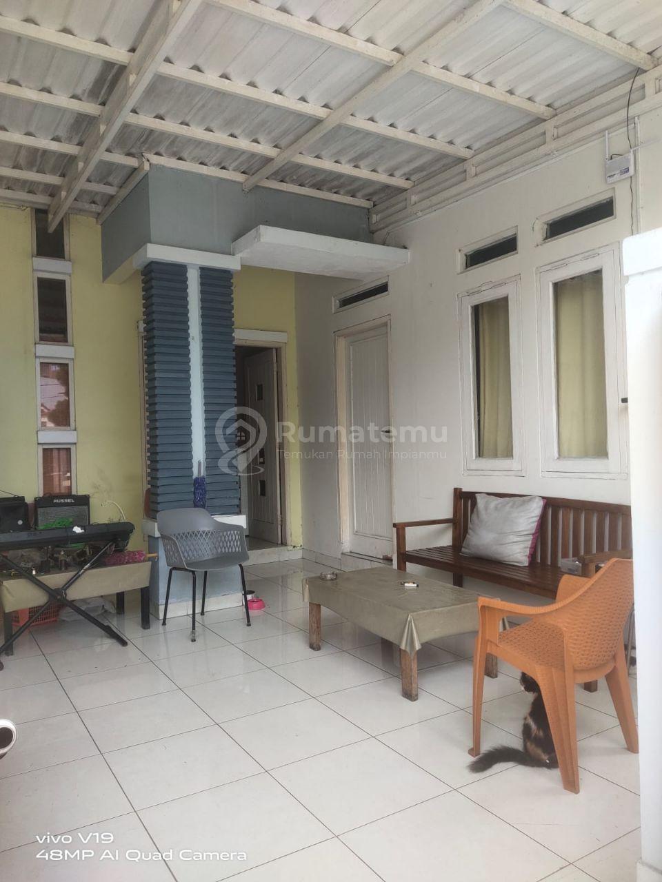 Rumah Bagus Siap Huni Nyaman Di Cluster Aralia Harapan Indah Bekasi