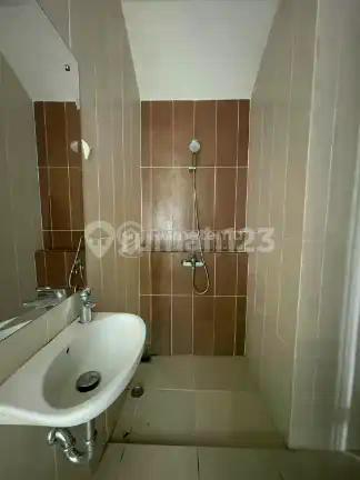 Rumah 2 lantai harga murah di Cluster precia the eminent