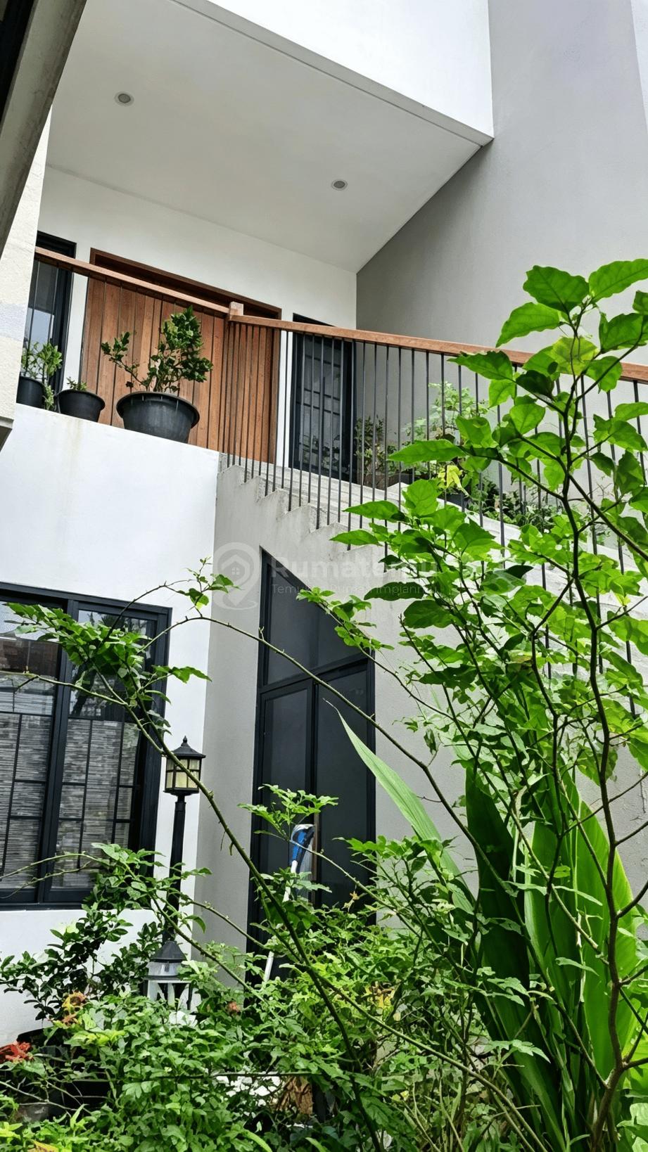 RUMAH DI MUARA KARANG JAKARTA UTARA