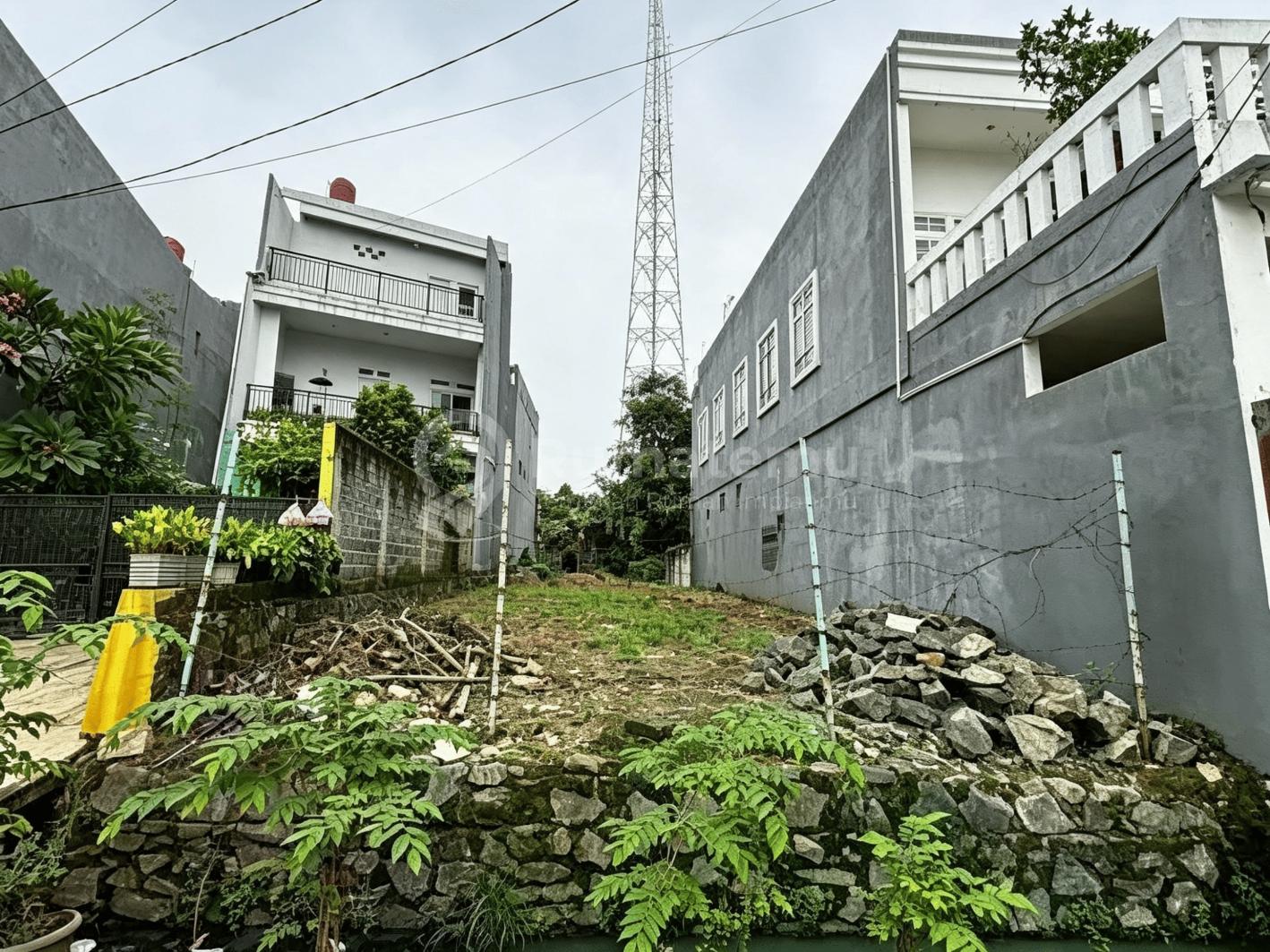 Jual JOGLO, KEMBANGAN,JAKARTA BARAT