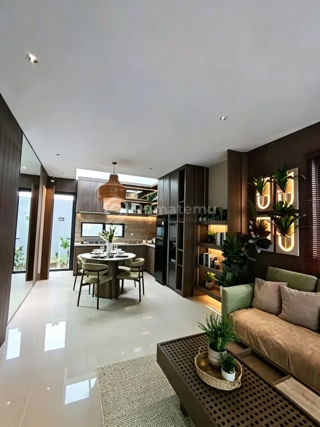 The Forestine Cluster Cedarwood Lebar 6