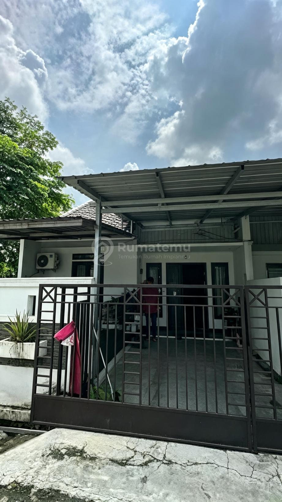 Rumah Jual Cepat Bukit Hijau Karawaci Shm Full Renov