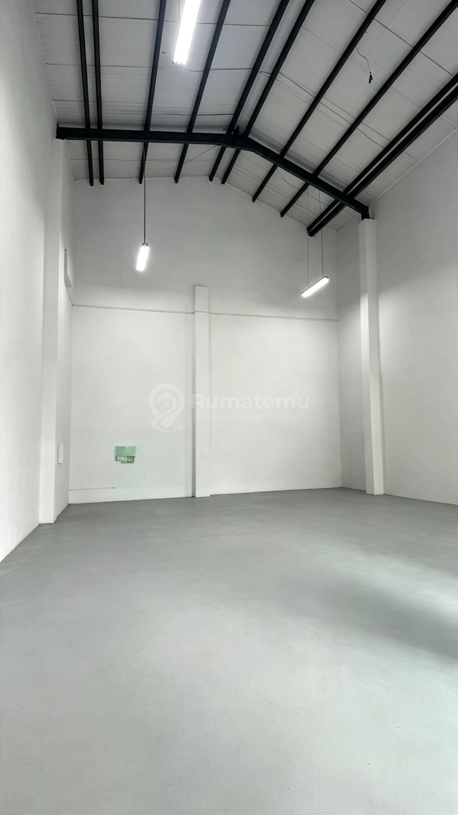 GUDANG BIZPARK PIK 2
