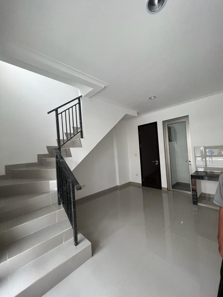 Rumah PIK2 Cluster Nashville Tipe 4,5x10