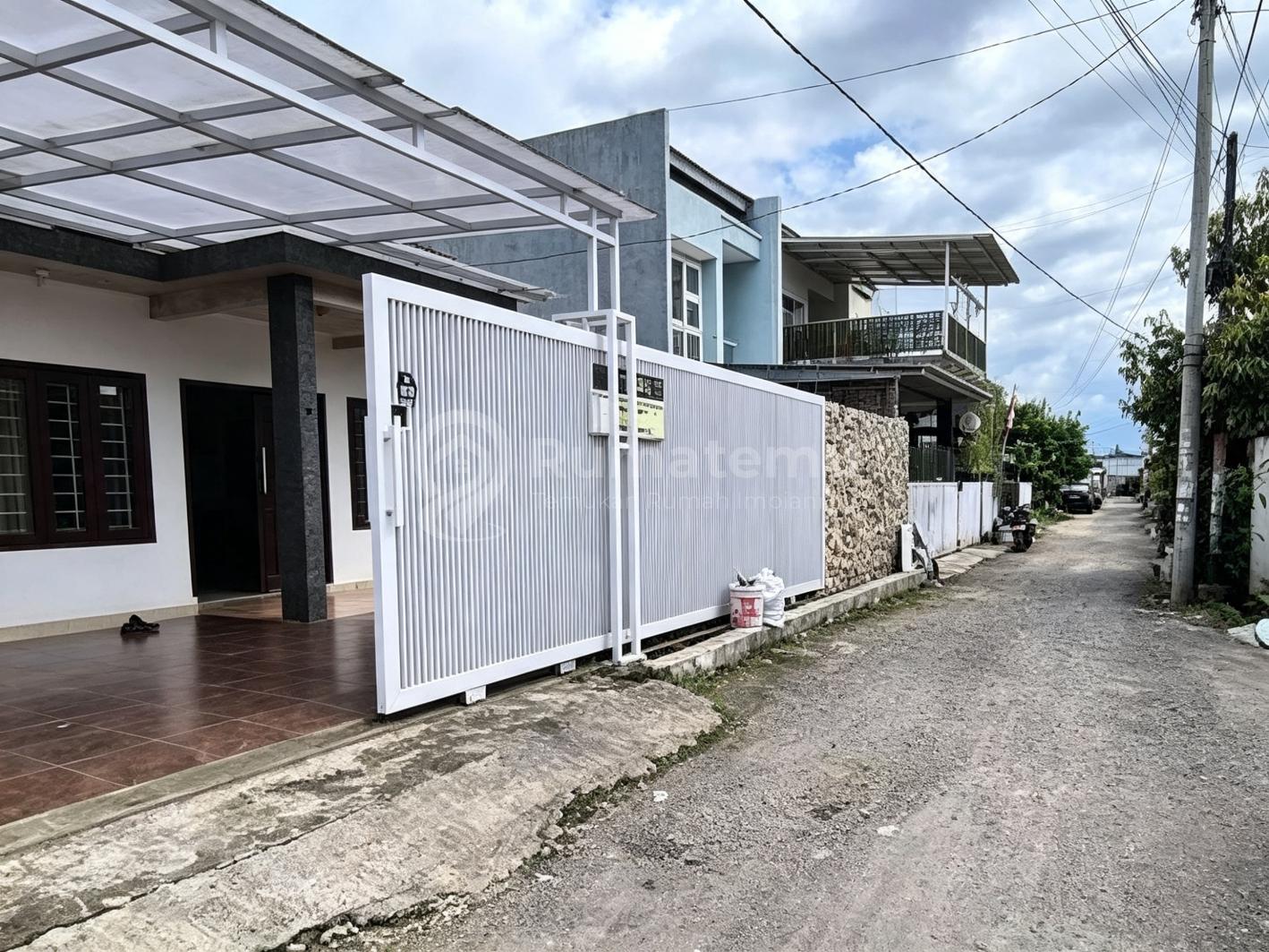 Jual Rumah Luas di Cisaranten Kulon Arcamanik Dekat Antapani Bandung