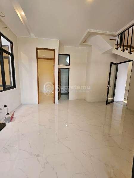 Jual Rumah di Sekelimus Dekat Buah Batu, Kiaracondong Bandung