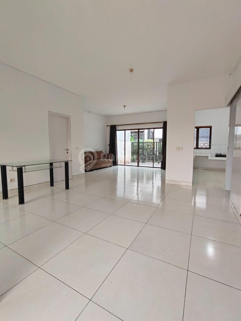 Rumah Ada 3 + 1 KT Dalam Cluster di Jakarta Garden City Cakung Jakarta Timur