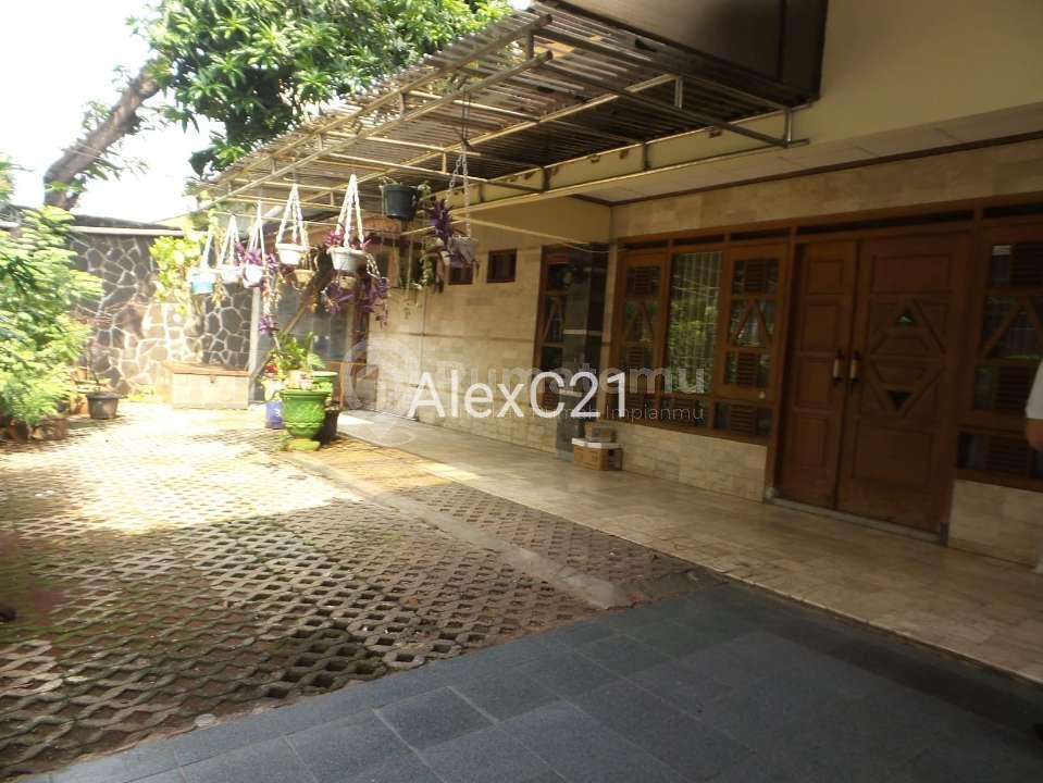 Dijual Rumah Komplek Siap Huni di Cempaka Putih Jakarta bangunan 2 lantai