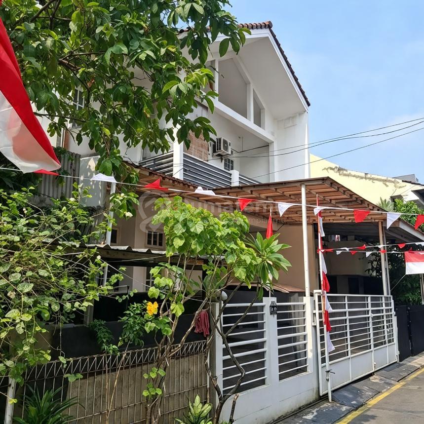 Dijual Rumah 3 KT di Komplek Walikota - Kelapa Gading