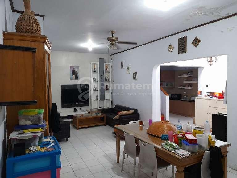 RUMAH PALMERAH DEKAT KAMPUS BINUS JAKARTA BARAT