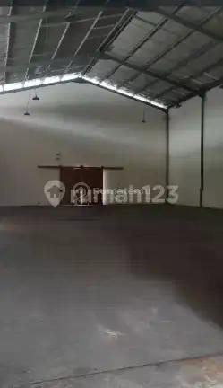 Gudang di Alam Sutera. Dekat Tol. Raya Serpong