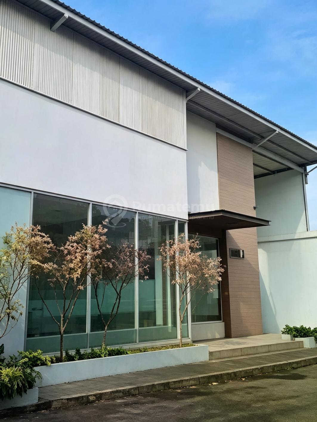 Sewa Gudang Cikande Serang Luas 2100M² bisa Izin B3 & Amdal, Akses Container 40' Siap Pakai Hanya 40 Ribu/M2/Bulan!! Serang