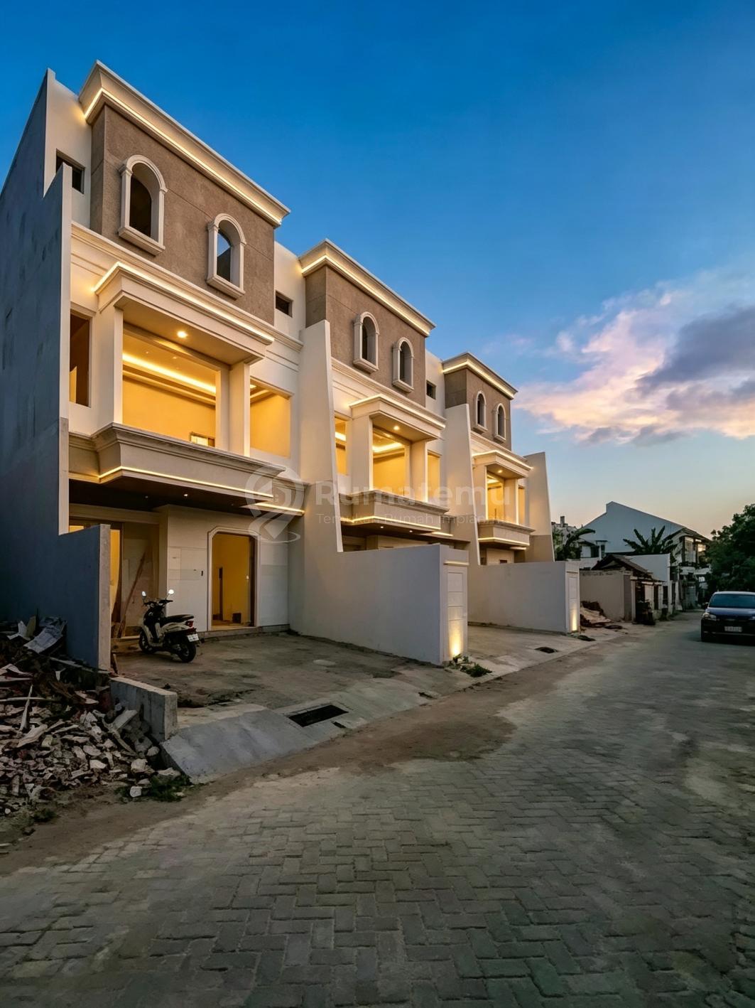 Rumah Baru Design Classic di Duren Sawit
