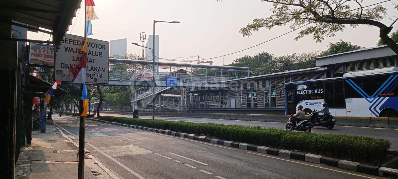 Jual dan Sewa Ruko di Jalan Utama Jl. Letjen Suprapto, Cempaka Baru, Kemayoran, Jakarta Pusat