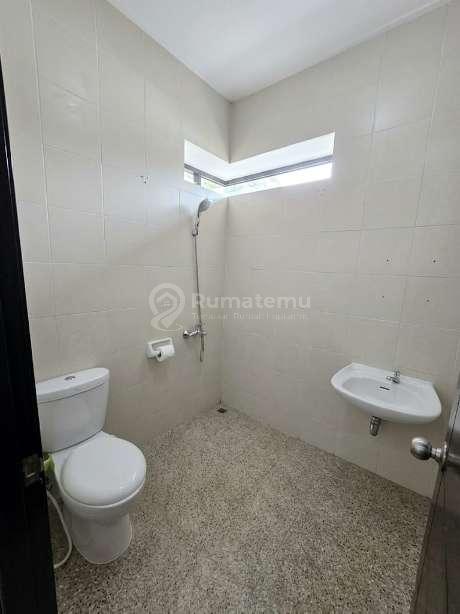 Dijual rumah cluster turun harga di Discovery Bintaro TF8 2607