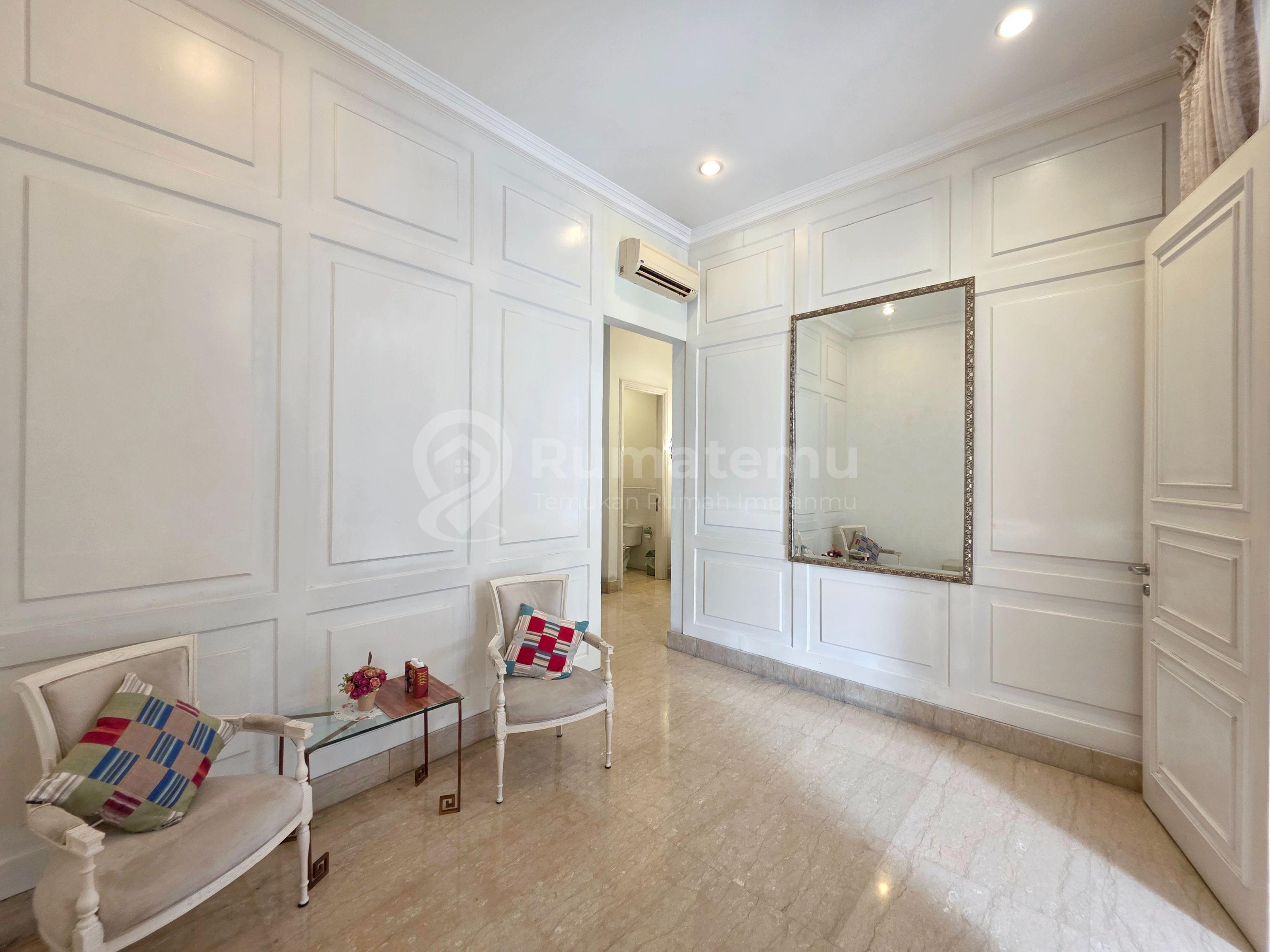 Rumah Pondok Indah Cantik Furnished 6.9 M
