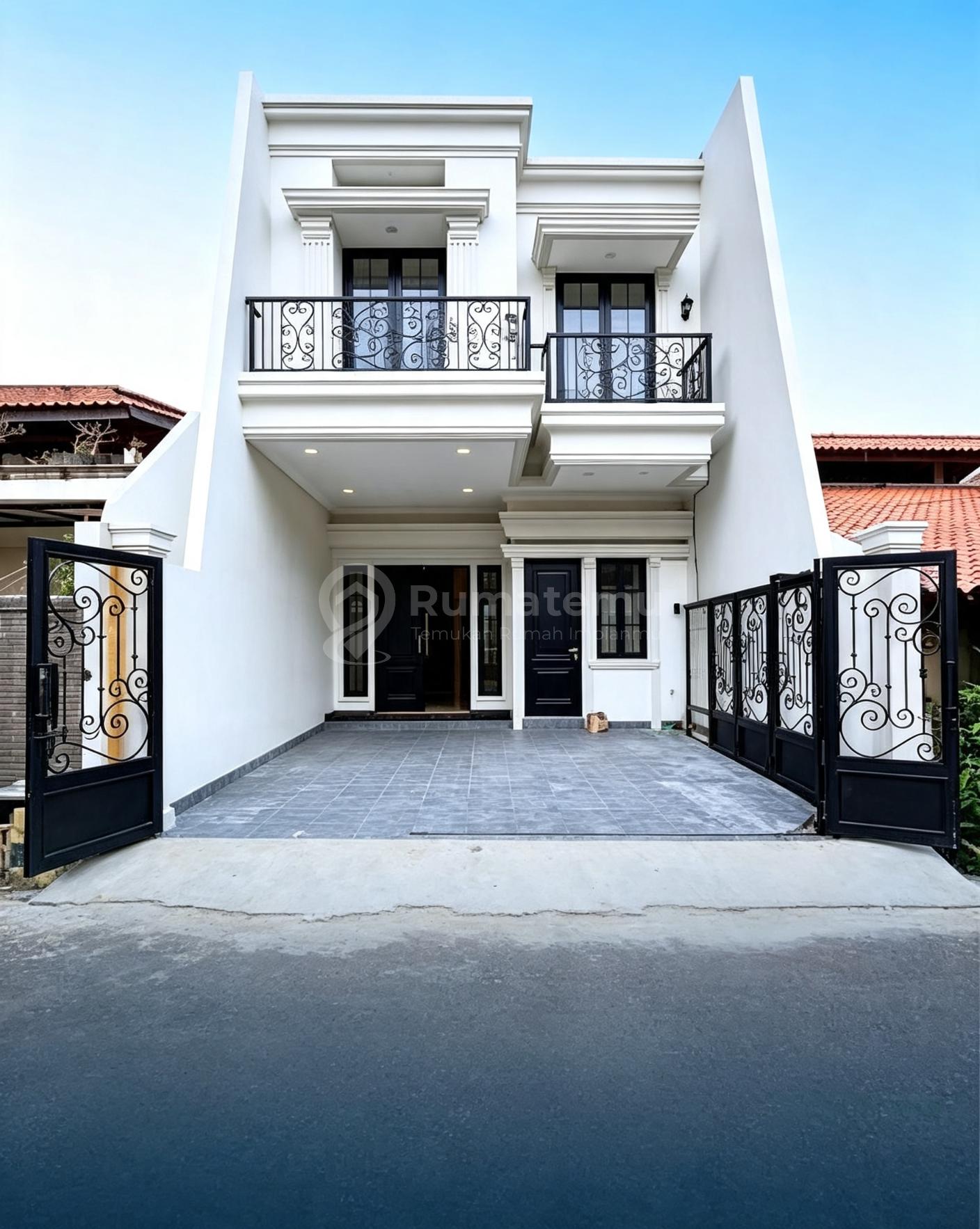 Brandnew minimalis