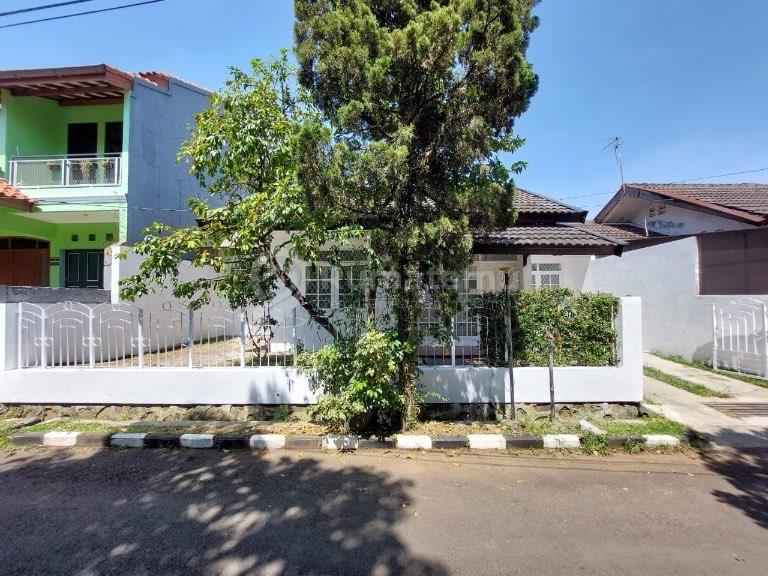 DISEWAKAN RUMAH STRATEGIS SIAP HUNI DI ARCAMANIK – BANDUNG