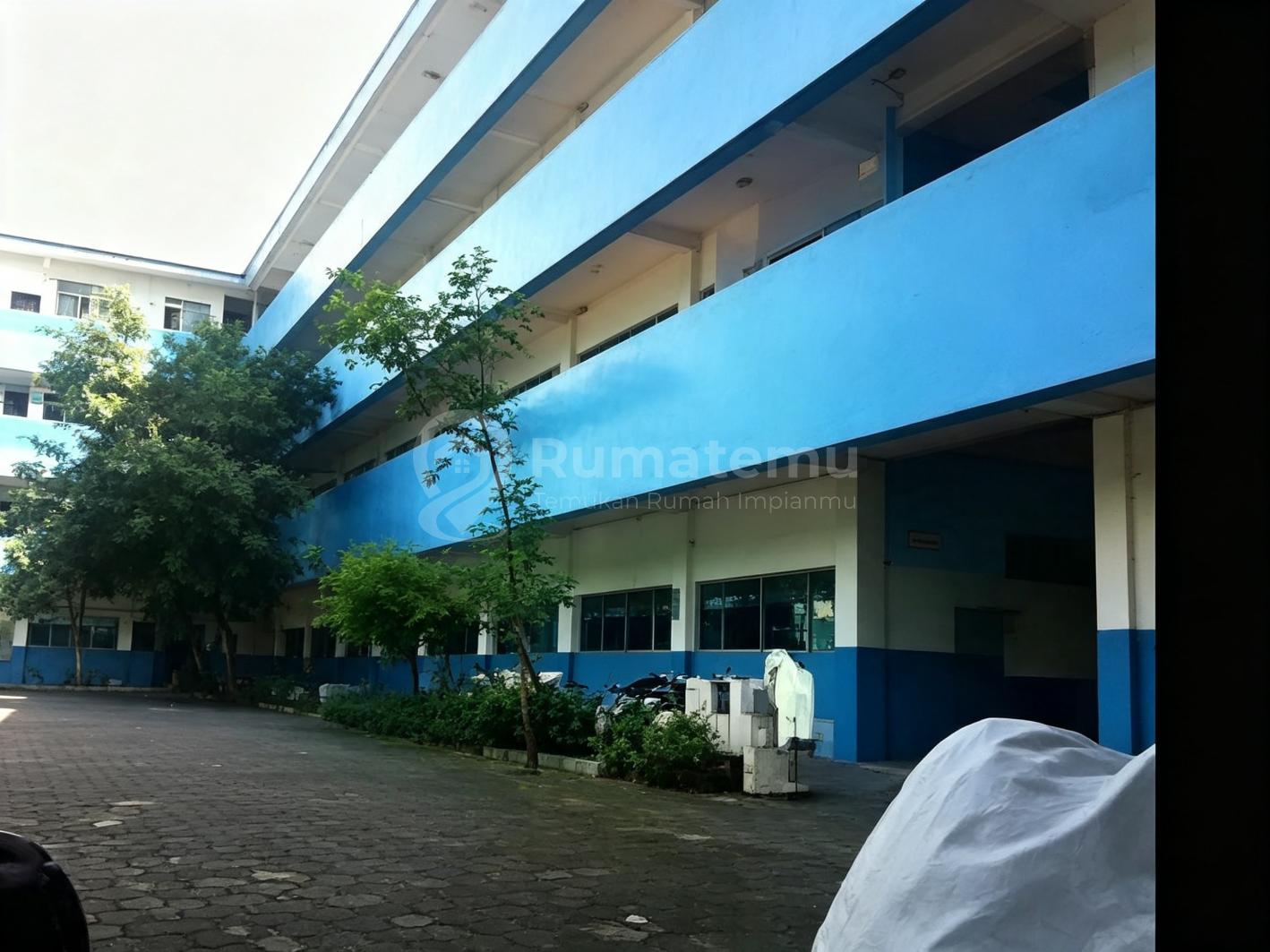 Dijual Ex Sekolahan Hitung Tanah Saja Daerah Bojong Indah, Cengkareng - Jakarta Barat