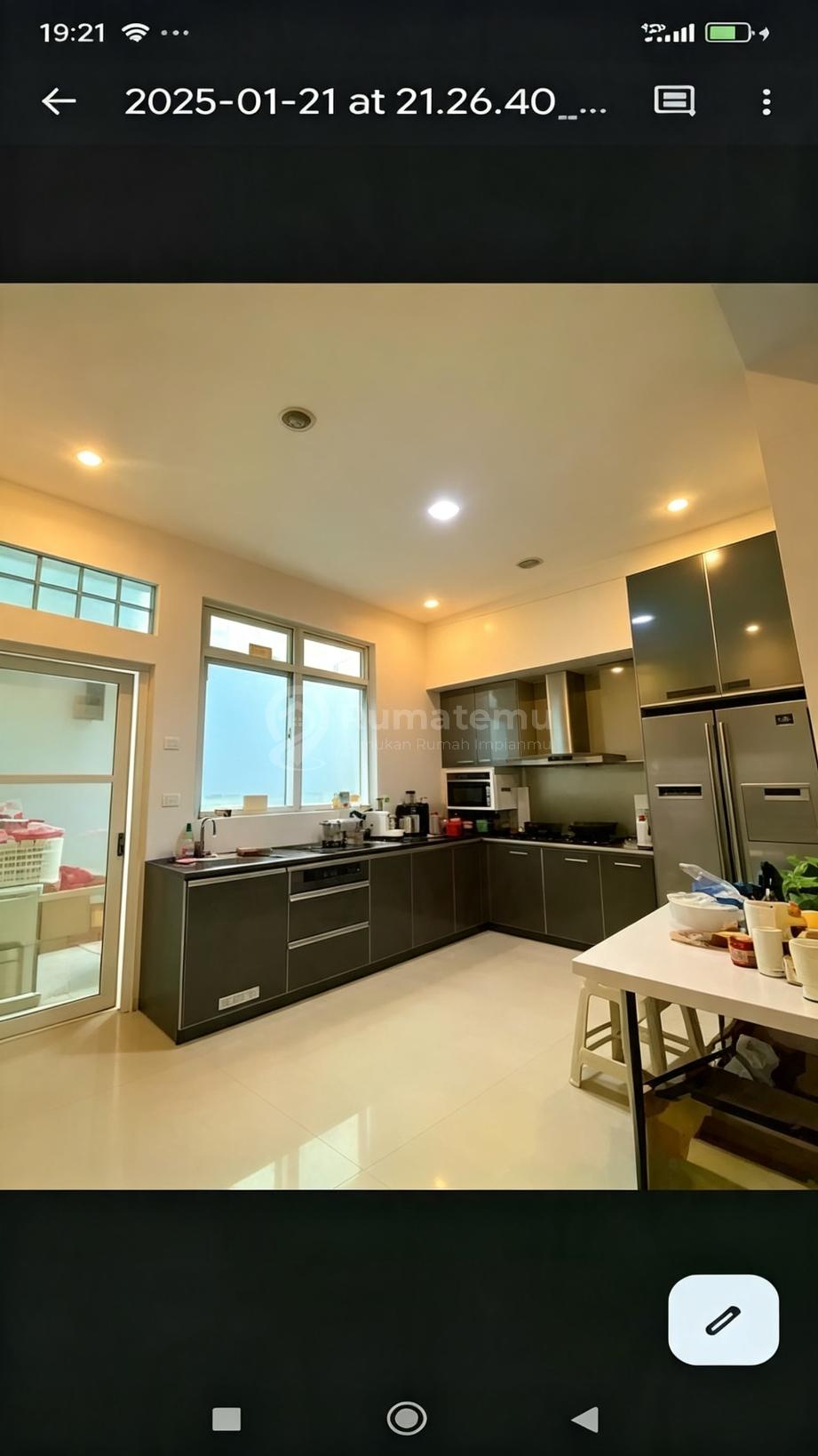 Dijual Rumah Di Gading Serpong Hadap Timur Kamar Tidur 5, Phg