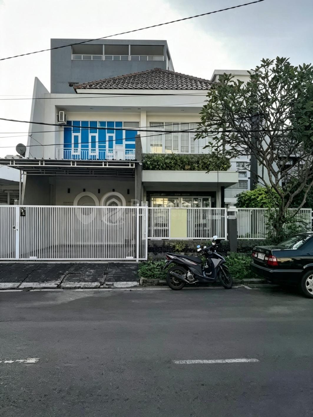 Rumah Siap Huni Dalam Komplek di Duren Sawit