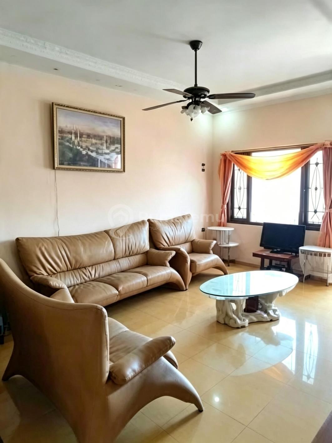 Disewakan Rumah Besar Full Furnished di Kawaluya'an Soekarno Hatta Bandung