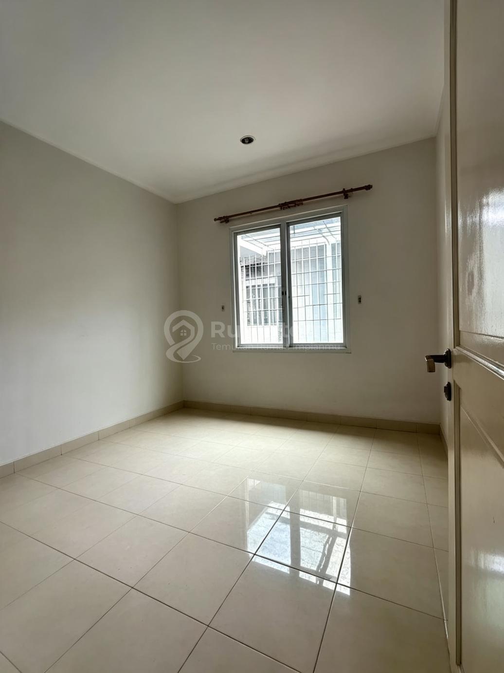 Disewakan Rumah Siap Huni Provence Parkland BSD