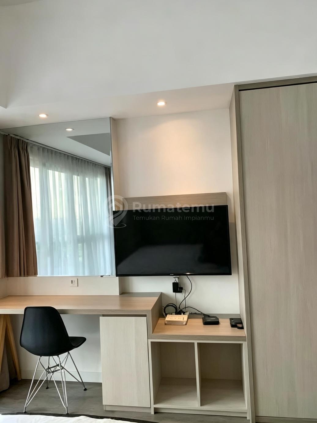 Casa De Parco BSD City Full Furnish Ada Sky Garden