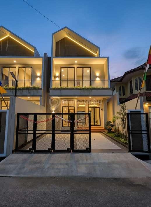 Dijual Rumah Baru Dalam Komplek Tenang Akses Jalan Lebar 