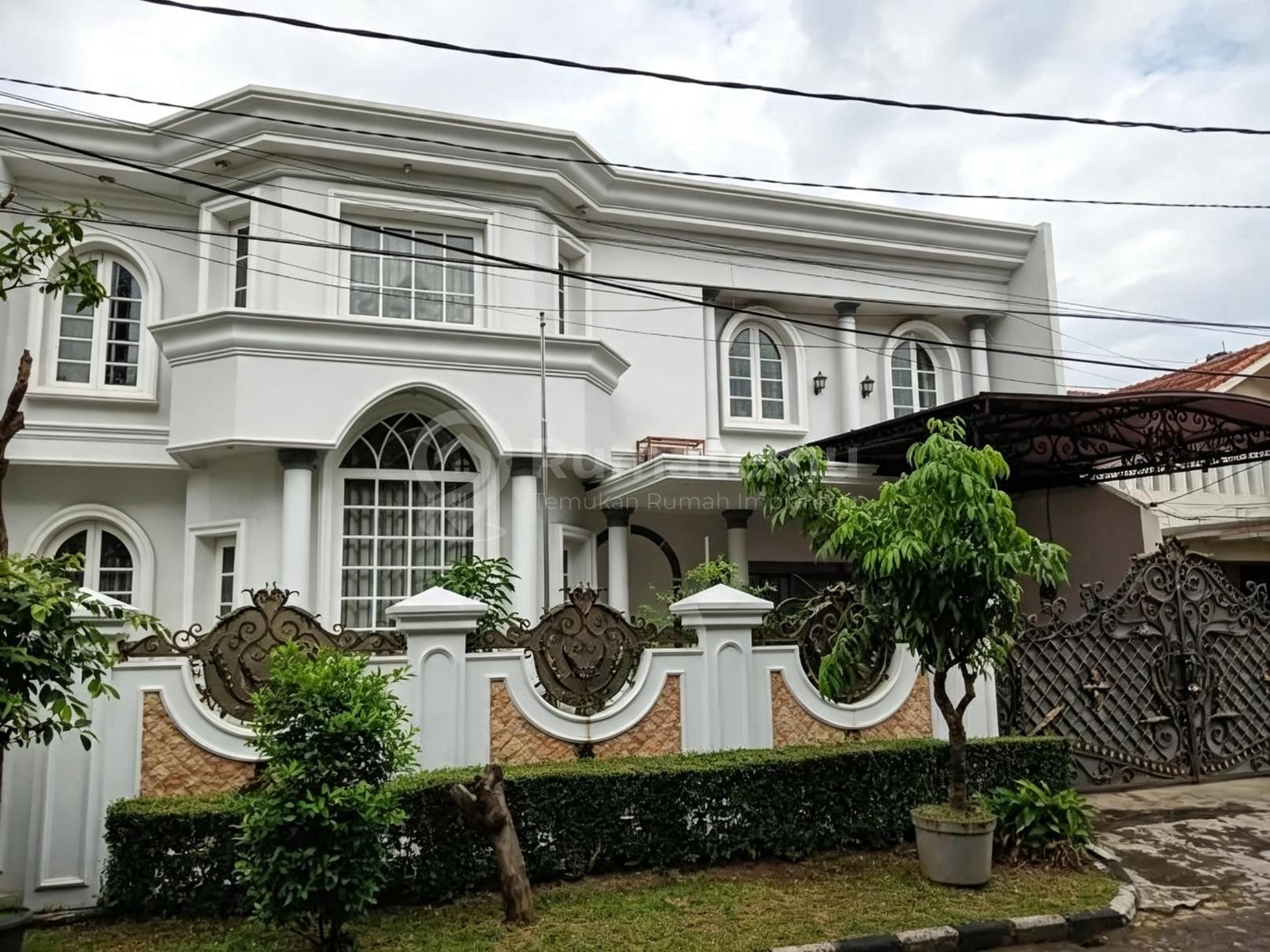 Dijual Rumah Mewah Siap Huni, Rumah Bagus di Lebak Bulus (1463-Mi)