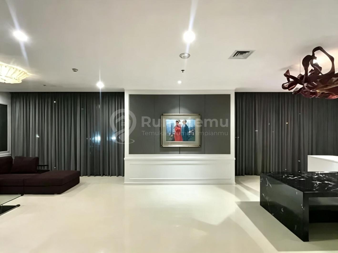 Dijual Senopati Suites 3Br 300 M2 Furnished, Ready To Move In