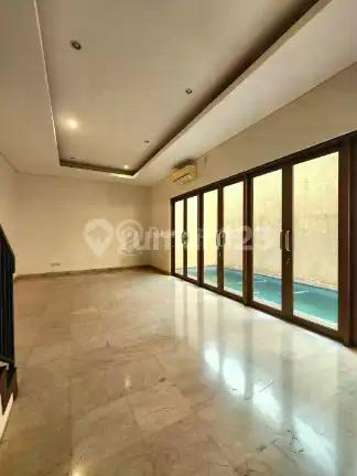 Turun Harga...!!! Jual Rmh Kemang Jakarta Selatan 2.5 Lantaibebas Banjir