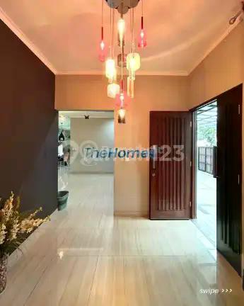 Rumah Mewah Lokasi Ok. Siap Huni di Tebet