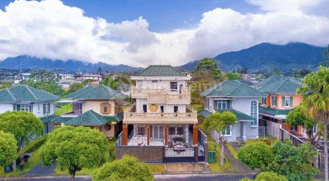 Villa Puncak Resort Cipanas - Full Furnished