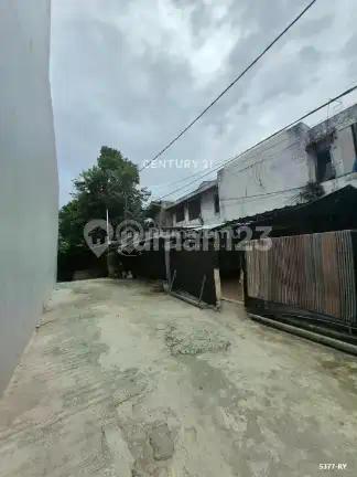 Dijual Rumah Hitung Tanah Harga Menarik di Kemang Jakarta Selatan