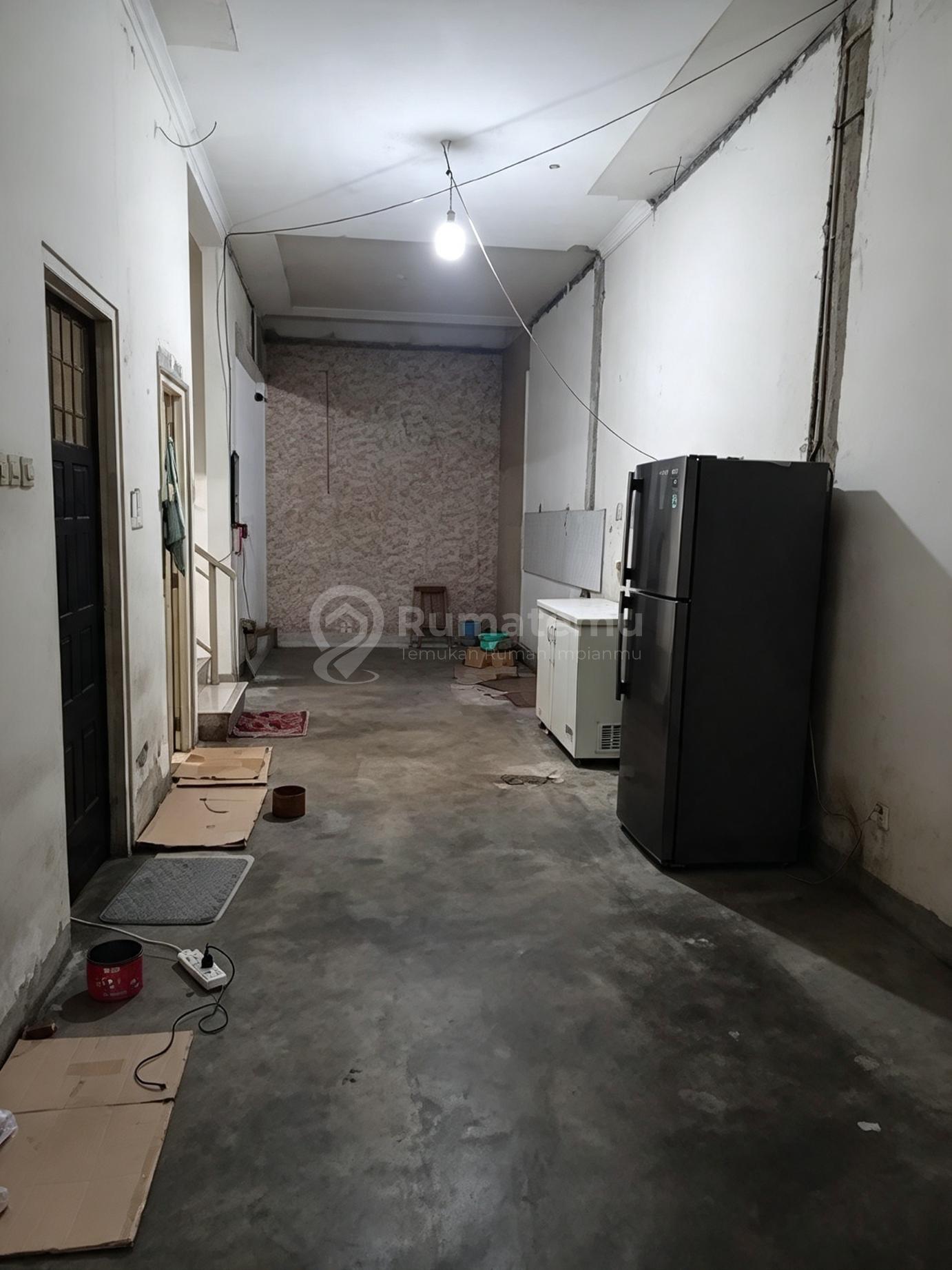 Dijual Rumah 3 KT 80% Finish Kelapa Gading