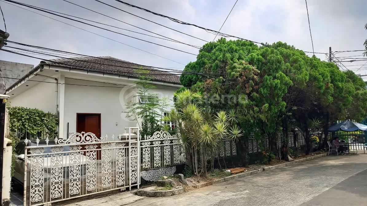 Dijual Rumah 1 Lantai 2 BR di Suntera Jakarta Utara