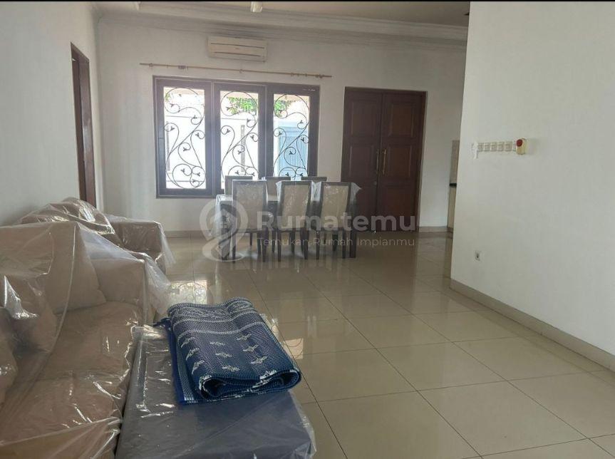 RUMAH SEWA DI AREA KEBAYORAN BARU 1 LANTAI