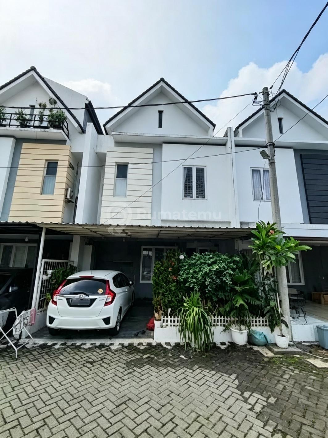 Rumah Cluster Full Furnished Di Cipayung Raya Jakarta Timur